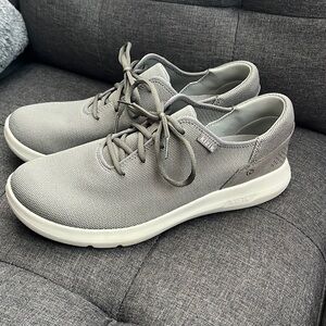Mens Kizik grey Madrid Eco Knit. Size 12